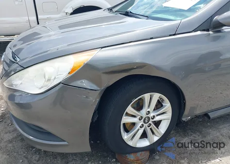 2014 Hyundai Sonata Gls z USA, uszkodzony, nr VIN 5NPEB4AC5EH939185
